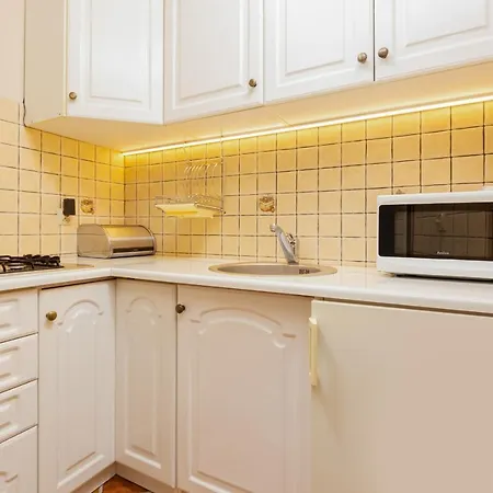 Mokotow Malawskiego By Renters Apartment