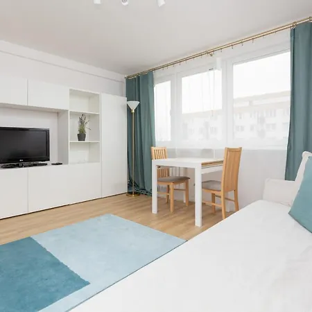 Mokotow Malawskiego By Renters *