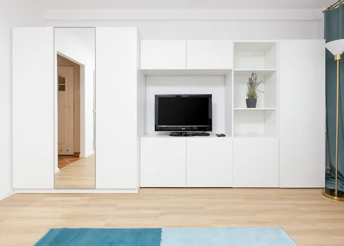 Mokotow Malawskiego By Renters *